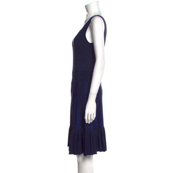 TED BAKER JULOTE FLIPPY KNIT SKATER DRESS, NAVY BLUE | size 4 - Picture 4 of 8